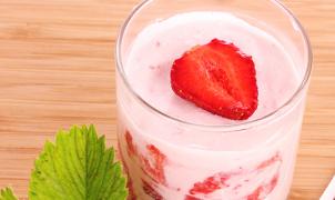 Receta de Postre Helado de Frutilla